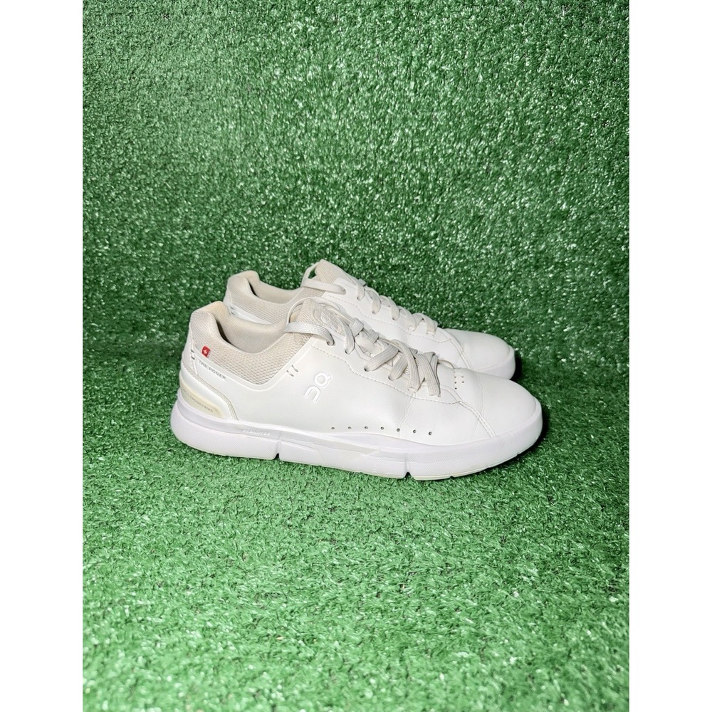 On Cloud The Roger Centre Court Womens 9 White Leather Shoes Comfort Sneakers